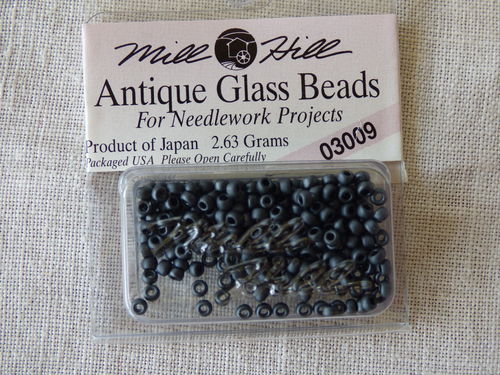 Perle Mill Hill Antique  Glass  Beads 03009