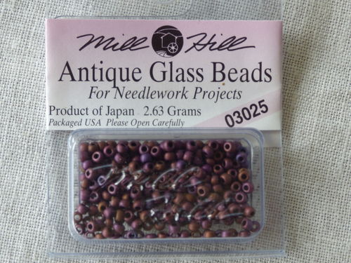 Perle Mill Hill Antique  Glass  Beads 03025