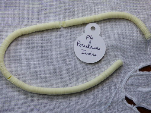 Paillettes 4mm porcelaine ivoire