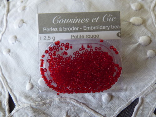 Perles à broder  Cousines et Compagnies col 6409 Petite rouge
