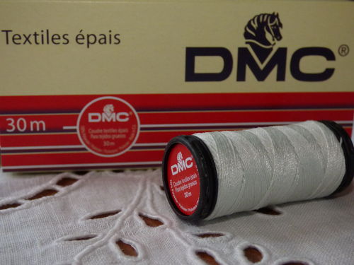 Fil à coudre DMC 100% polyester en 30m